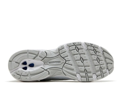 New Balance 530 White Silver Metallic Polka Dots-U530HFW