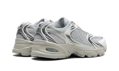 New Balance 530 “Light Grey / Silver Metallic” — MR530ASG